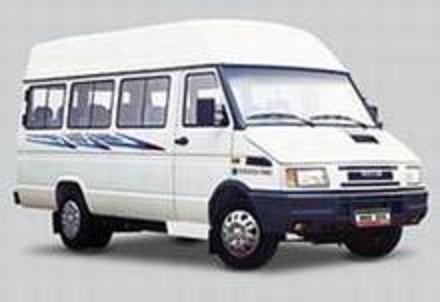 招聘依维柯 4.2米厢货车司机图片 15173 440x